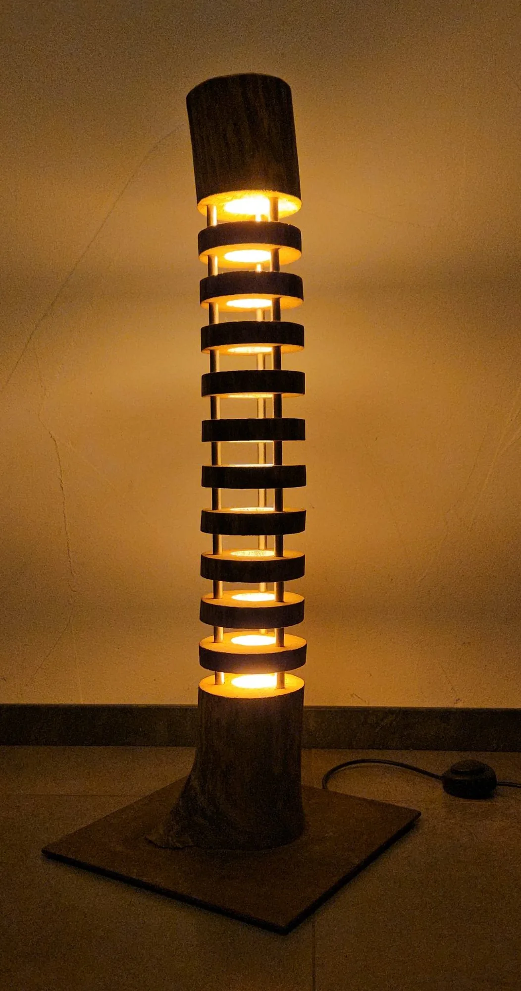 Scheibenlampe 89 cm Ansicht 2